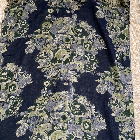 Scarf - Picture 2 of 4